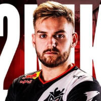 今天是Lwx与Crisp两名选手在LPL联赛登场六周年的日子